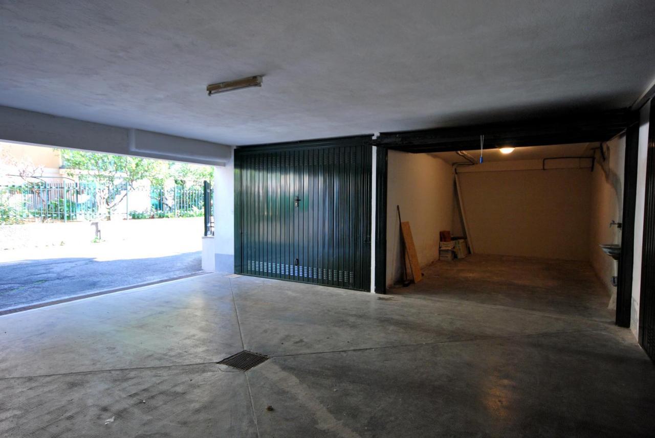 Appartamenti Con Giardino E Posto Auto Per Famiglie Finale Ligure Exteriör bild