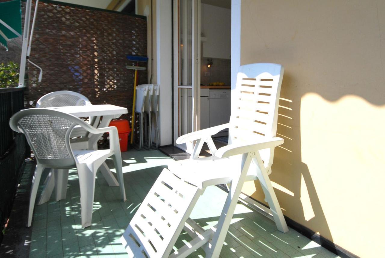 Appartamenti Con Giardino E Posto Auto Per Famiglie Finale Ligure Exteriör bild